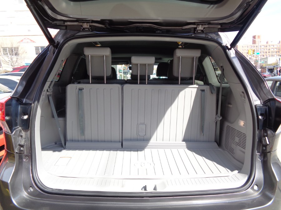 Used Toyota Highlander AWD XLE 2019 | Top Speed Motors LLC. Jamaica, New York Used Toyota Highlander AWD XLE 2019 | Top Speed Motors LLC. Jamaica, New York