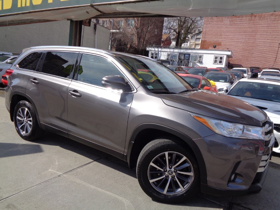 Used Toyota Highlander AWD XLE 2019 | Top Speed Motors LLC. Jamaica, New York Used Toyota Highlander AWD XLE 2019 | Top Speed Motors LLC. Jamaica, New York