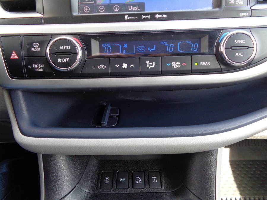 Used Toyota Highlander AWD XLE 2019 | Top Speed Motors LLC. Jamaica, New York Used Toyota Highlander AWD XLE 2019 | Top Speed Motors LLC. Jamaica, New York