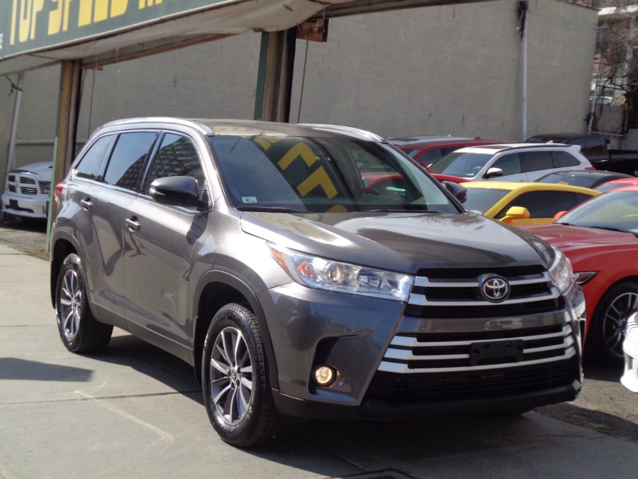 Used Toyota Highlander AWD XLE 2019 | Top Speed Motors LLC. Jamaica, New York Used Toyota Highlander AWD XLE 2019 | Top Speed Motors LLC. Jamaica, New York