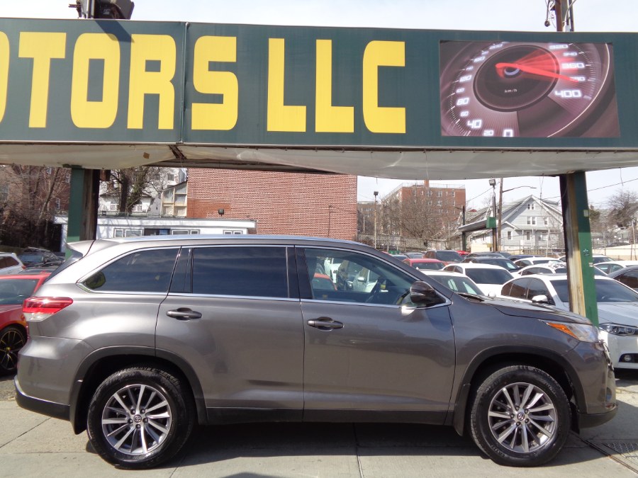 Used Toyota Highlander AWD XLE 2019 | Top Speed Motors LLC. Jamaica, New York Used Toyota Highlander AWD XLE 2019 | Top Speed Motors LLC. Jamaica, New York