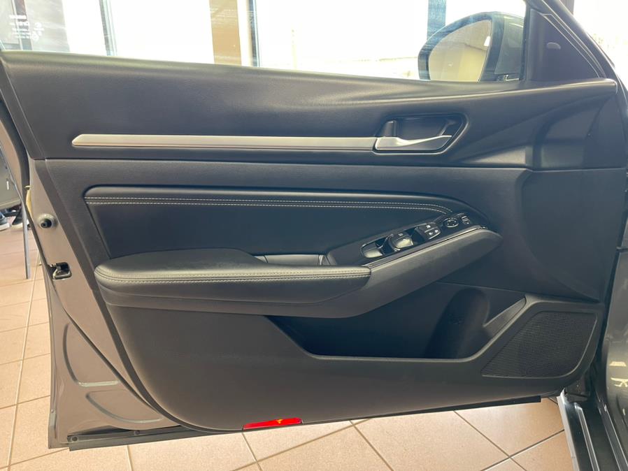 Used Nissan Altima 2.5 SL Sedan 2020 | Power Motors East. Massapequa Park, New York Used Nissan Altima 2.5 SL Sedan 2020 | Power Motors East. Massapequa Park, New York