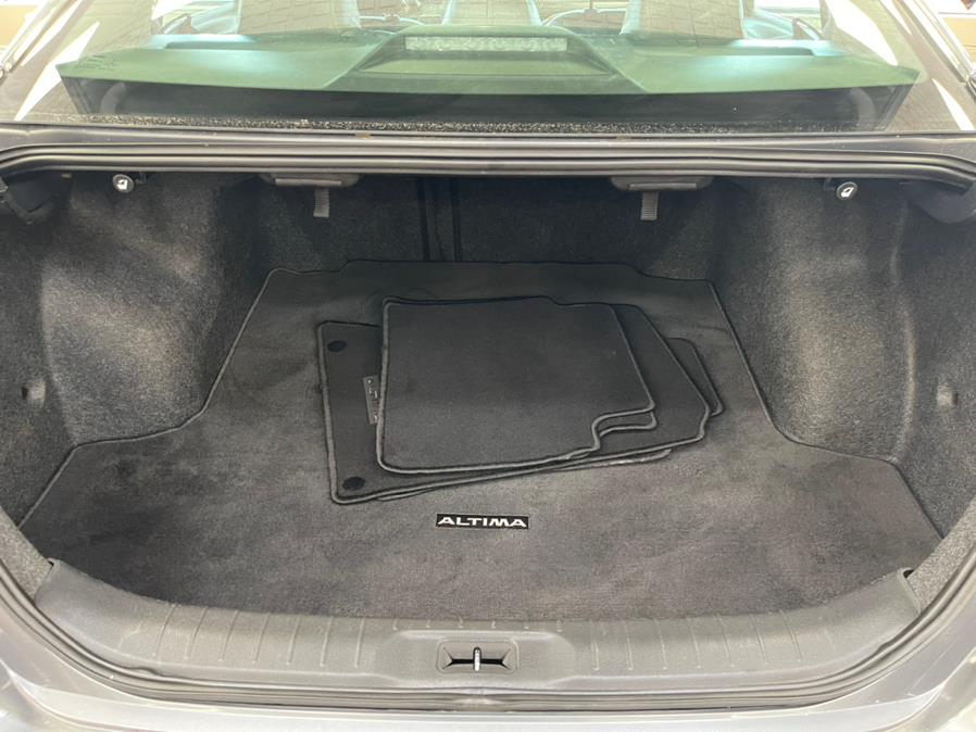 Used Nissan Altima 2.5 SL Sedan 2020 | Power Motors East. Massapequa Park, New York Used Nissan Altima 2.5 SL Sedan 2020 | Power Motors East. Massapequa Park, New York