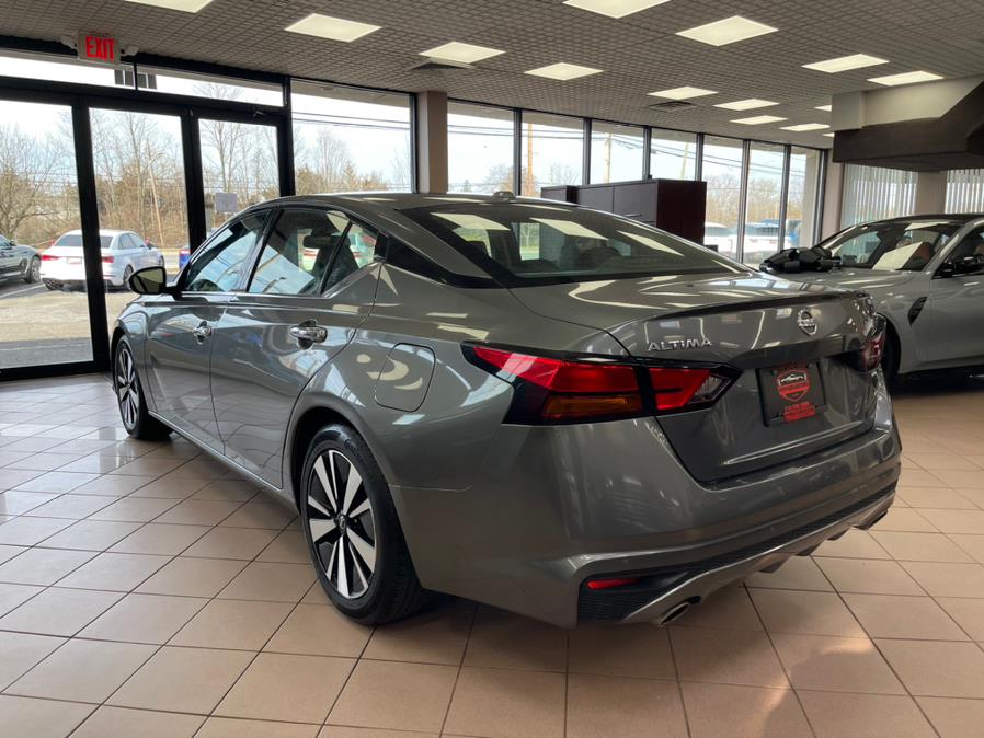Used Nissan Altima 2.5 SL Sedan 2020 | Power Motors East. Massapequa Park, New York Used Nissan Altima 2.5 SL Sedan 2020 | Power Motors East. Massapequa Park, New York