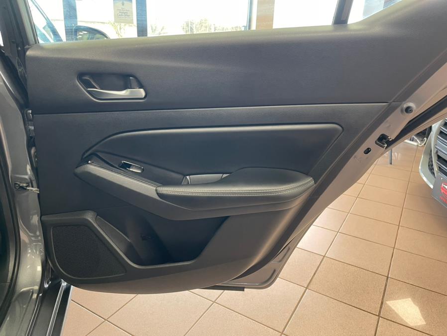 Used Nissan Altima 2.5 SL Sedan 2020 | Power Motors East. Massapequa Park, New York Used Nissan Altima 2.5 SL Sedan 2020 | Power Motors East. Massapequa Park, New York