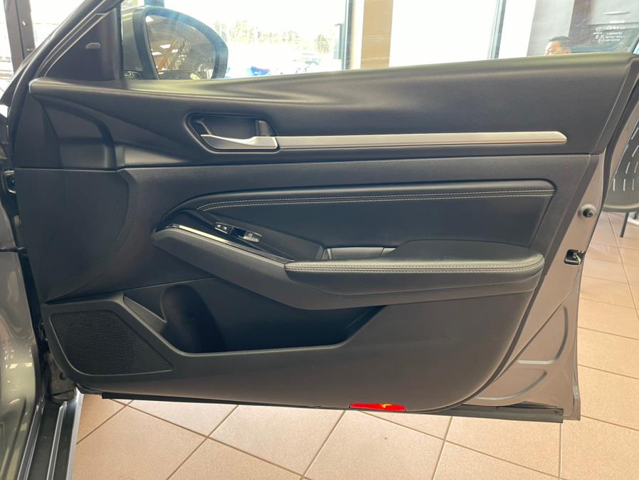 Used Nissan Altima 2.5 SL Sedan 2020 | Power Motors East. Massapequa Park, New York Used Nissan Altima 2.5 SL Sedan 2020 | Power Motors East. Massapequa Park, New York