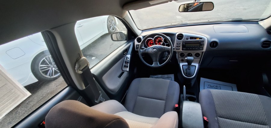 Used Toyota Matrix 5dr Wgn STD Auto (Natl) 2005 | Rubber Bros Auto World. Brooklyn, New York Used Toyota Matrix 5dr Wgn STD Auto (Natl) 2005 | Rubber Bros Auto World. Brooklyn, New York