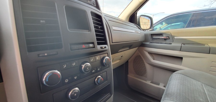 Used Dodge Grand Caravan 4dr Wgn Hero 2010 | Rubber Bros Auto World. Brooklyn, New York Used Dodge Grand Caravan 4dr Wgn Hero 2010 | Rubber Bros Auto World. Brooklyn, New York