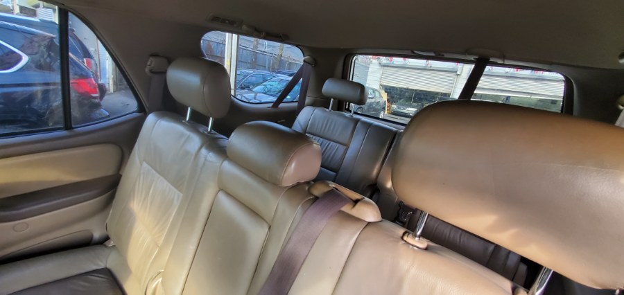Used Toyota Sequoia 4dr SR5 (SE) 2002 | Rubber Bros Auto World. Brooklyn, New York Used Toyota Sequoia 4dr SR5 (SE) 2002 | Rubber Bros Auto World. Brooklyn, New York