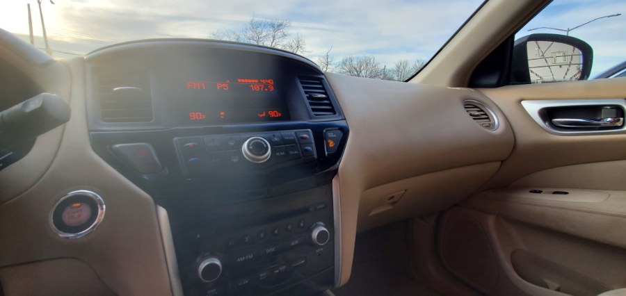 Used Nissan Pathfinder 4WD 4dr S 2013 | Rubber Bros Auto World. Brooklyn, New York Used Nissan Pathfinder 4WD 4dr S 2013 | Rubber Bros Auto World. Brooklyn, New York