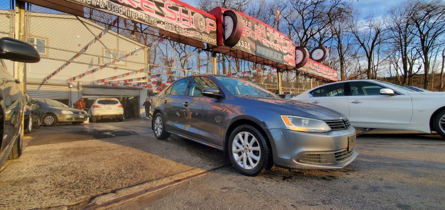 Used Volkswagen Jetta Sedan 4dr Manual SE w/Convenience & Sunroof PZEV 2012 | Rubber Bros Auto World. Brooklyn, New York Used Volkswagen Jetta Sedan 4dr Manual SE w/Convenience & Sunroof PZEV 2012 | Rubber Bros Auto World. Brooklyn, New York