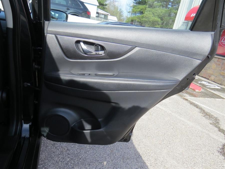 Used Nissan Rogue S AWD 4dr Crossover 2018 | Lake City Exports Inc. Auburn, Maine Used Nissan Rogue S AWD 4dr Crossover 2018 | Lake City Exports Inc. Auburn, Maine