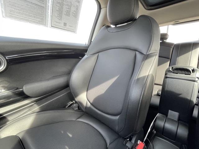 Used Mini Cooper s Base 2017 | Blasius of Danbury. Danbury, Connecticut Used Mini Cooper s Base 2017 | Blasius of Danbury. Danbury, Connecticut