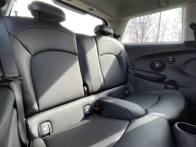 Used Mini Cooper s Base 2017 | Blasius of Danbury. Danbury, Connecticut Used Mini Cooper s Base 2017 | Blasius of Danbury. Danbury, Connecticut
