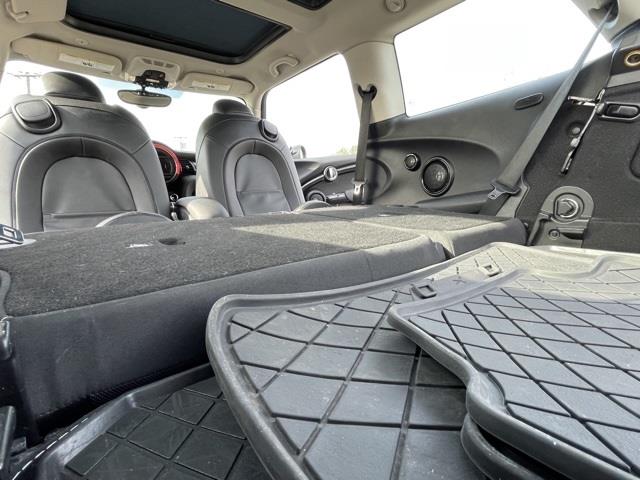 Used Mini Cooper s Base 2017 | Blasius of Danbury. Danbury, Connecticut Used Mini Cooper s Base 2017 | Blasius of Danbury. Danbury, Connecticut