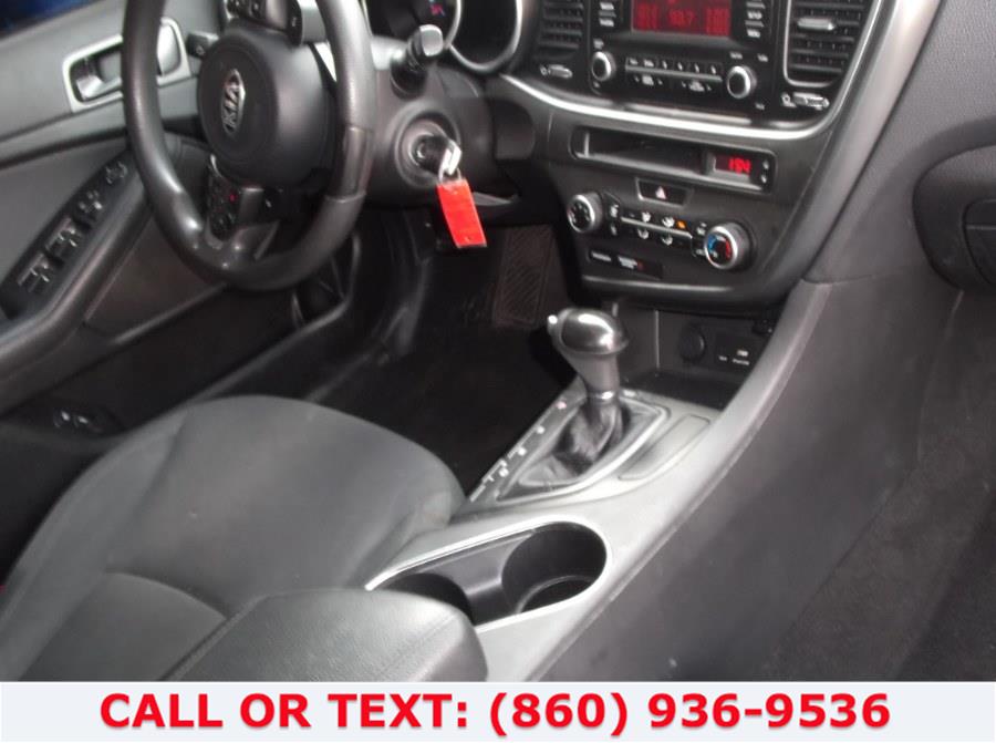 Used Kia Optima 4dr Sdn LX 2015 | Lee Motors Sales Inc. Hartford, Connecticut Used Kia Optima 4dr Sdn LX 2015 | Lee Motors Sales Inc. Hartford, Connecticut