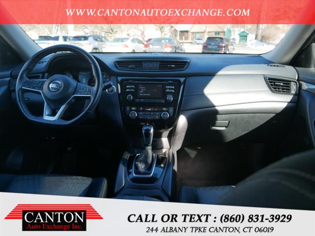 Used Nissan Rogue SV 2017 | Canton Auto Exchange. Canton, Connecticut Used Nissan Rogue SV 2017 | Canton Auto Exchange. Canton, Connecticut