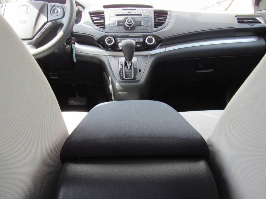 2016 Honda CR-V SE, available for sale in Worcester, Massachusetts | Hilario's Auto Sales Inc.. Worcester, Massachusetts 2016 Honda CR-V SE, available for sale in Worcester, Massachusetts | Hilario's Auto Sales Inc.. Worcester, Massachusetts