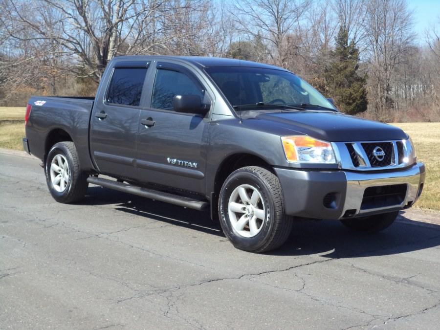 2008 Nissan Titan 4WD Crew Cab SWB SE, available for sale in Berlin, Connecticut | International Motorcars llc. Berlin, Connecticut