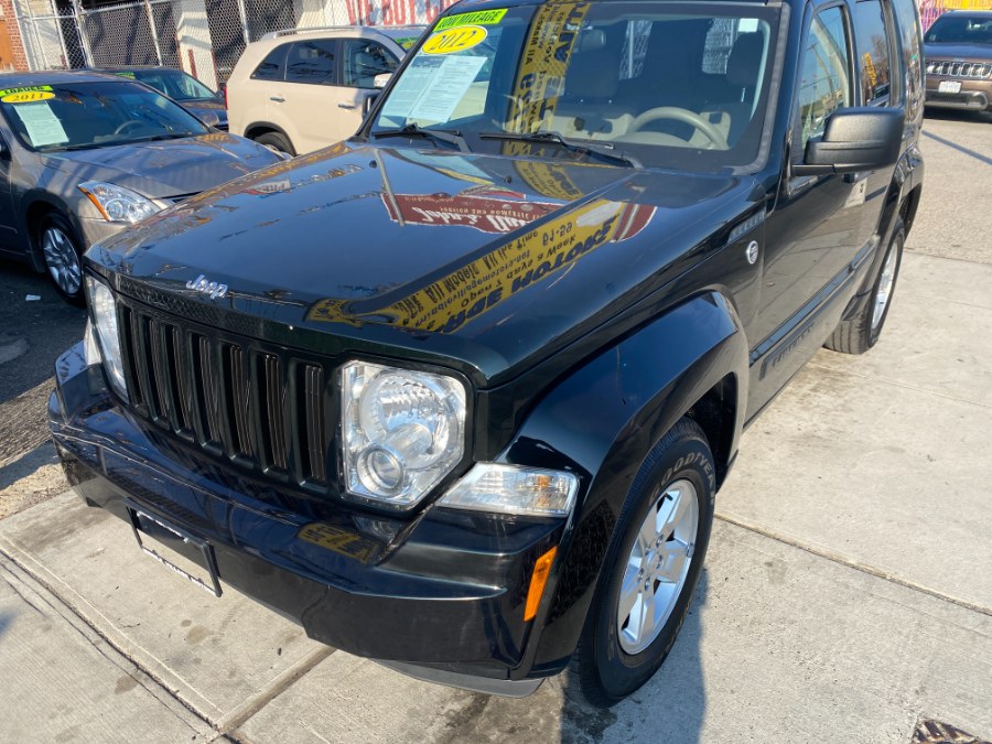 2012 Jeep Liberty 4WD 4dr Sport Latitude, available for sale in Middle Village, New York | Middle Village Motors . Middle Village, New York