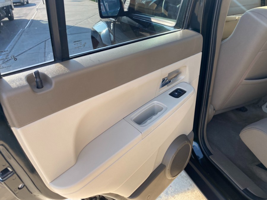 2012 Jeep Liberty 4WD 4dr Sport Latitude, available for sale in Middle Village, New York | Middle Village Motors . Middle Village, New York 2012 Jeep Liberty 4WD 4dr Sport Latitude, available for sale in Middle Village, New York | Middle Village Motors . Middle Village, New York