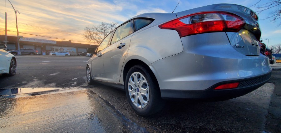 Used Ford Focus 4dr Sdn SE 2012 | Rubber Bros Auto World. Brooklyn, New York Used Ford Focus 4dr Sdn SE 2012 | Rubber Bros Auto World. Brooklyn, New York