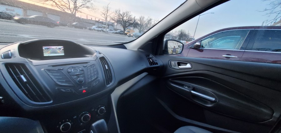 Used Ford Escape 4WD 4dr SE 2015 | Rubber Bros Auto World. Brooklyn, New York Used Ford Escape 4WD 4dr SE 2015 | Rubber Bros Auto World. Brooklyn, New York