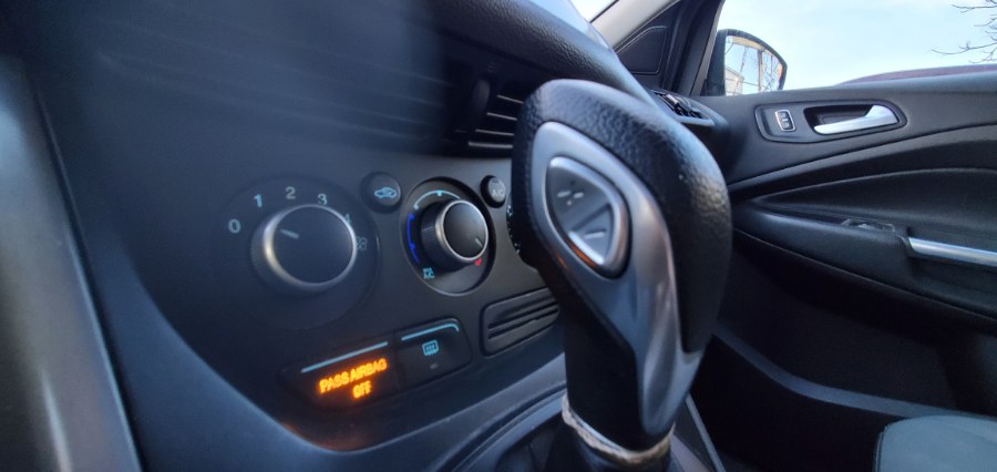 Used Ford Escape 4WD 4dr SE 2015 | Rubber Bros Auto World. Brooklyn, New York Used Ford Escape 4WD 4dr SE 2015 | Rubber Bros Auto World. Brooklyn, New York