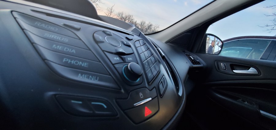 Used Ford Escape 4WD 4dr SE 2015 | Rubber Bros Auto World. Brooklyn, New York Used Ford Escape 4WD 4dr SE 2015 | Rubber Bros Auto World. Brooklyn, New York