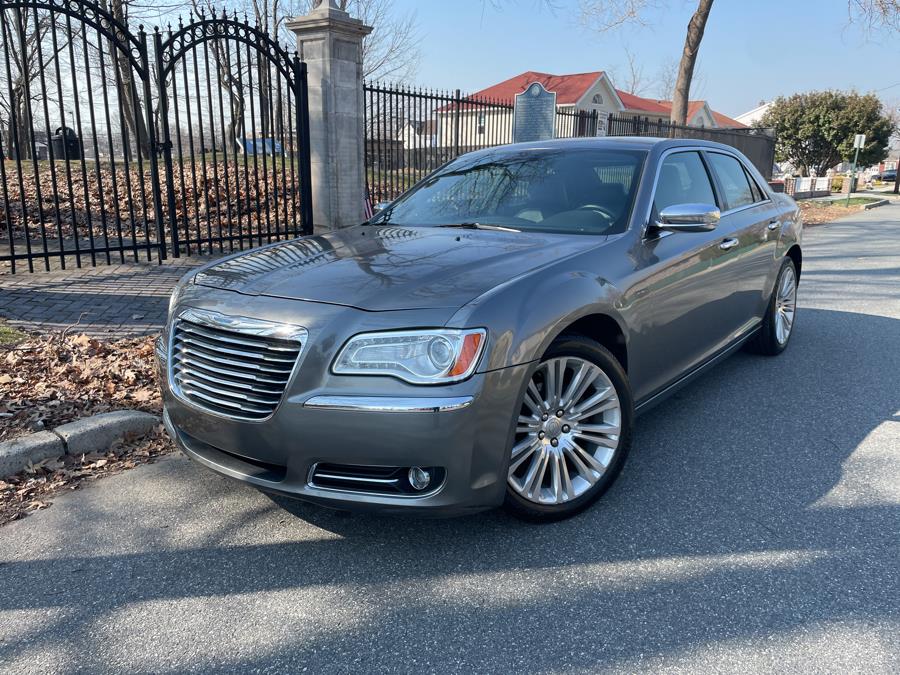 Used Chrysler 300 4dr Sdn Limited RWD 2011 | Daytona Auto Sales. Little Ferry, New Jersey