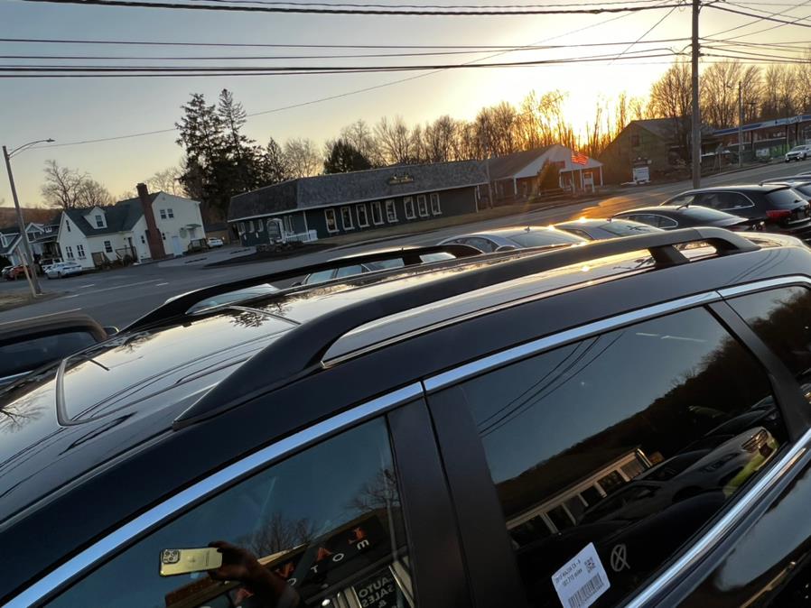 Used Mazda CX-9 AWD 4dr Grand Touring 2013 | Lava Motors 2 Inc. Canton, Connecticut Used Mazda CX-9 AWD 4dr Grand Touring 2013 | Lava Motors 2 Inc. Canton, Connecticut