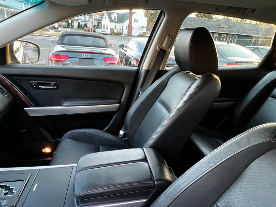 Used Mazda CX-9 AWD 4dr Grand Touring 2013 | Lava Motors 2 Inc. Canton, Connecticut Used Mazda CX-9 AWD 4dr Grand Touring 2013 | Lava Motors 2 Inc. Canton, Connecticut