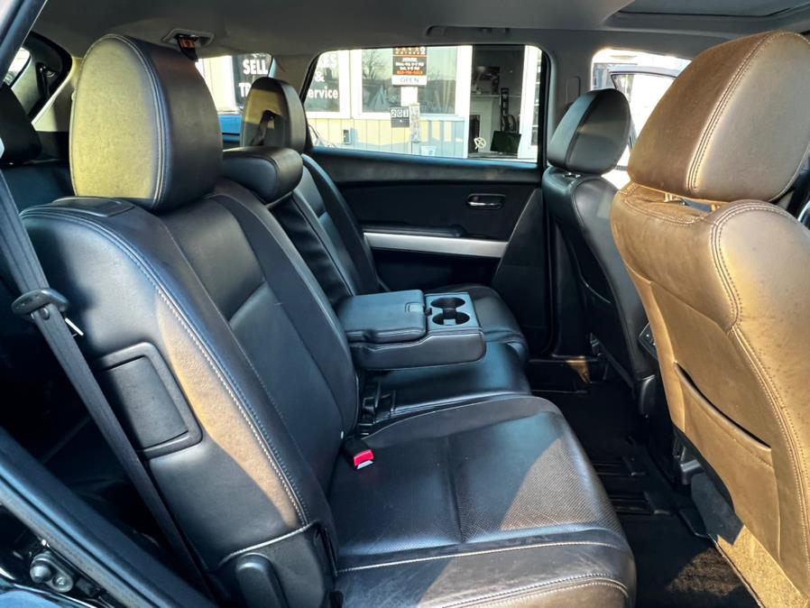 Used Mazda CX-9 AWD 4dr Grand Touring 2013 | Lava Motors 2 Inc. Canton, Connecticut Used Mazda CX-9 AWD 4dr Grand Touring 2013 | Lava Motors 2 Inc. Canton, Connecticut