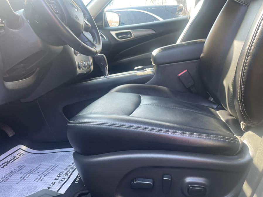 2020 Nissan Pathfinder 4x4 SL, available for sale in Elmont, New York | Sunrise of Elmont. Elmont, New York 2020 Nissan Pathfinder 4x4 SL, available for sale in Elmont, New York | Sunrise of Elmont. Elmont, New York