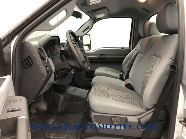 2015 Ford Super Duty F-350 Srw 4WD Reg Cab 137 XL, available for sale in Naugatuck, Connecticut | J&M Automotive Sls&Svc LLC. Naugatuck, Connecticut 2015 Ford Super Duty F-350 Srw 4WD Reg Cab 137 XL, available for sale in Naugatuck, Connecticut | J&M Automotive Sls&Svc LLC. Naugatuck, Connecticut