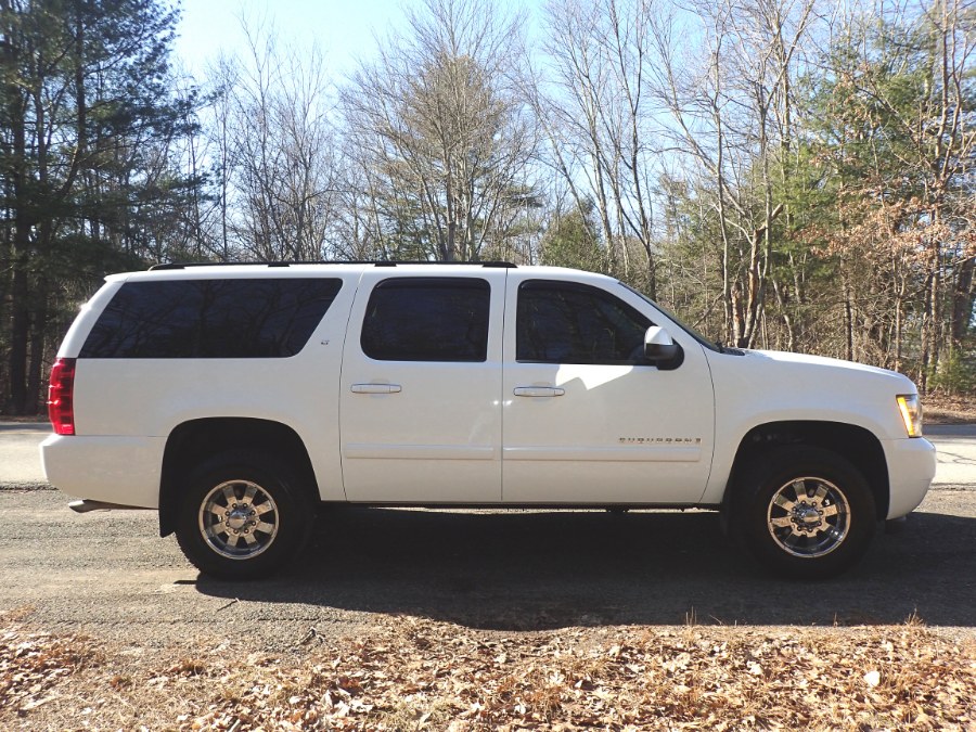 2007 Chevrolet Suburban 4WD 4dr 2500 LT, available for sale in Storrs, Connecticut | Eagleville Motors. Storrs, Connecticut 2007 Chevrolet Suburban 4WD 4dr 2500 LT, available for sale in Storrs, Connecticut | Eagleville Motors. Storrs, Connecticut