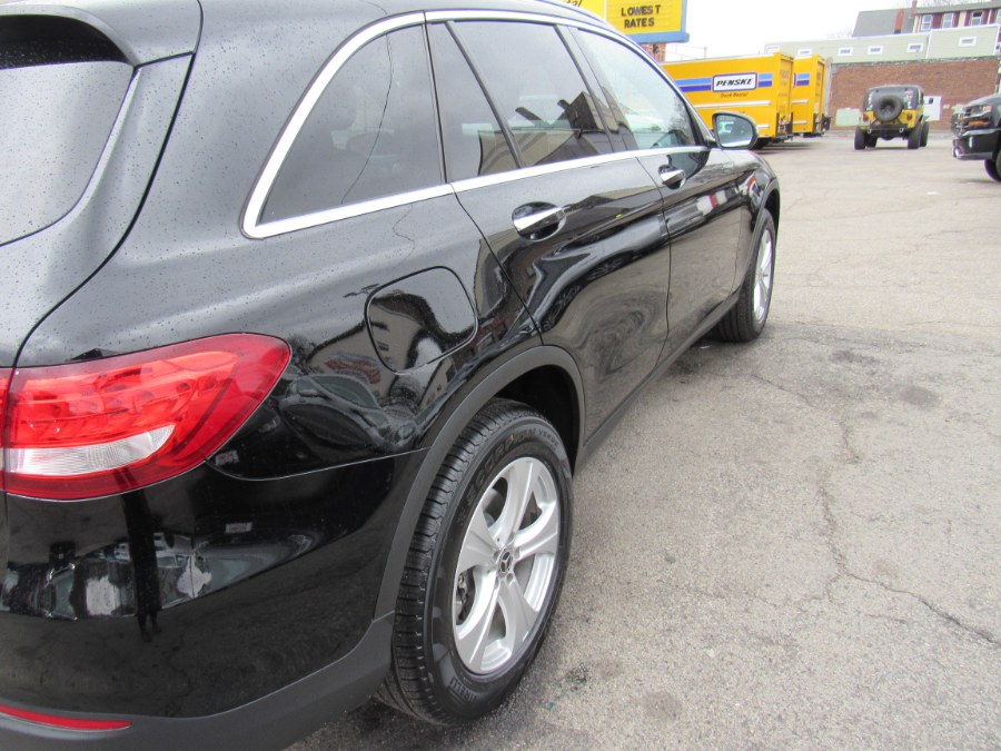 Used Mercedes-Benz GLC 300 Sport 2018 | Hilario's Auto Sales Inc.. Worcester, Massachusetts Used Mercedes-Benz GLC 300 Sport 2018 | Hilario's Auto Sales Inc.. Worcester, Massachusetts