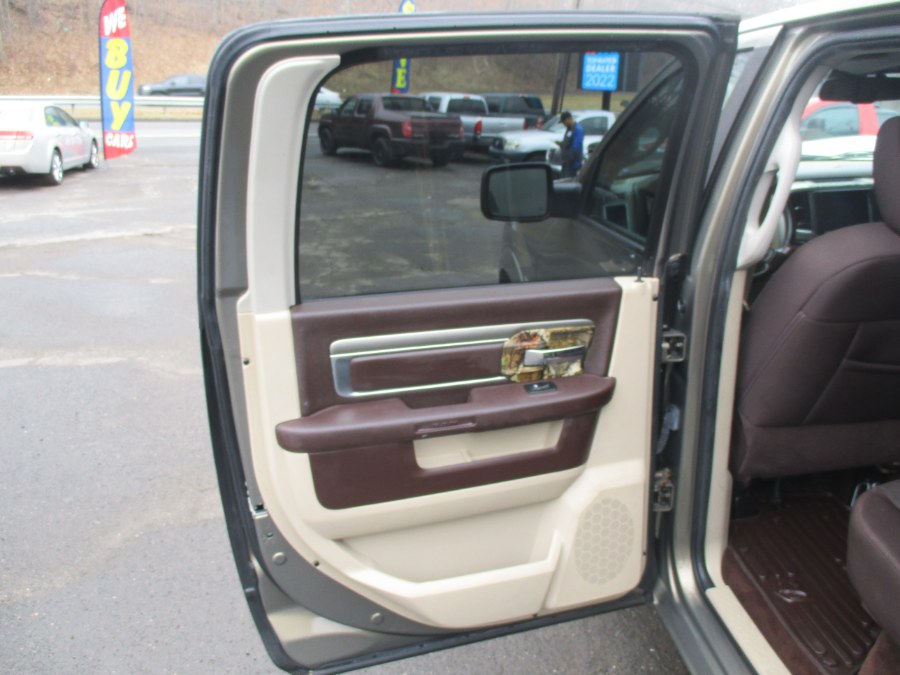 2014 Ram 1500 4WD Crew Cab Outdoorsman Moss Oak Edition, available for sale in Meriden, Connecticut | Cos Central Auto. Meriden, Connecticut 2014 Ram 1500 4WD Crew Cab Outdoorsman Moss Oak Edition, available for sale in Meriden, Connecticut | Cos Central Auto. Meriden, Connecticut