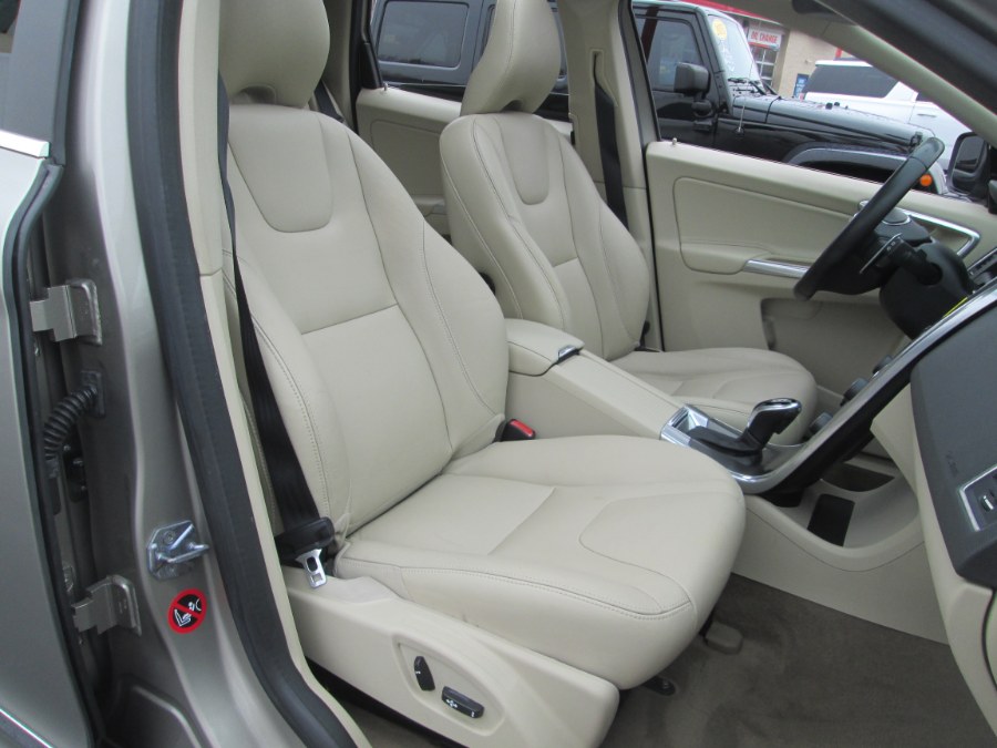 Used Volvo XC60 AWD 4dr T6 Premier Plus 2015 | Levittown Auto. Levittown, Pennsylvania Used Volvo XC60 AWD 4dr T6 Premier Plus 2015 | Levittown Auto. Levittown, Pennsylvania