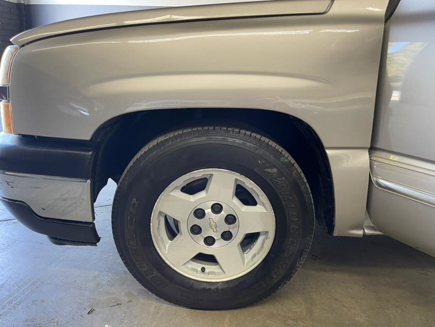 2005 Chevrolet Silverado 1500 Crew Cab 143.5" WB LS, available for sale in Garden Grove, California | U Save Auto Auction. Garden Grove, California 2005 Chevrolet Silverado 1500 Crew Cab 143.5" WB LS, available for sale in Garden Grove, California | U Save Auto Auction. Garden Grove, California