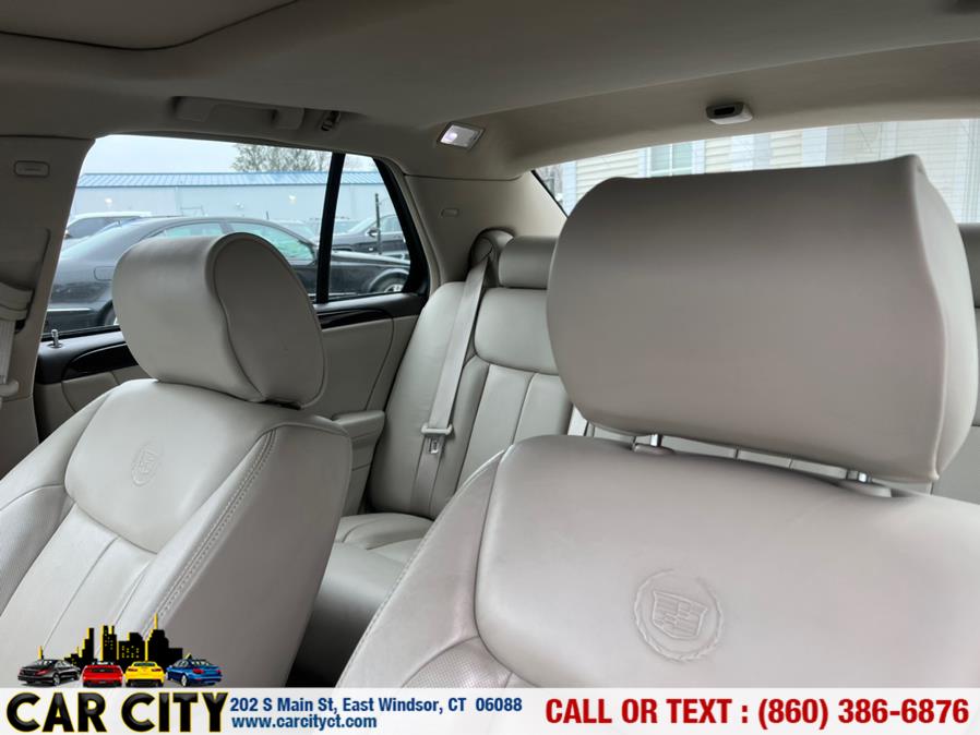 Used Cadillac DTS 4dr Sdn Luxury Collection 2011 | Car City LLC. East Windsor, Connecticut Used Cadillac DTS 4dr Sdn Luxury Collection 2011 | Car City LLC. East Windsor, Connecticut