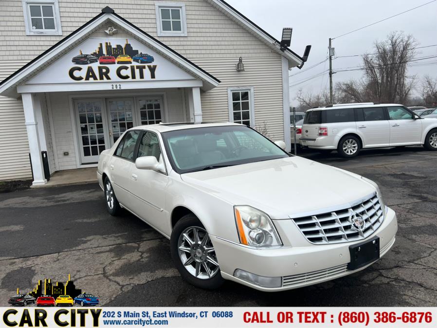 Used Cadillac DTS 4dr Sdn Luxury Collection 2011 | Car City LLC. East Windsor, Connecticut Used Cadillac DTS 4dr Sdn Luxury Collection 2011 | Car City LLC. East Windsor, Connecticut