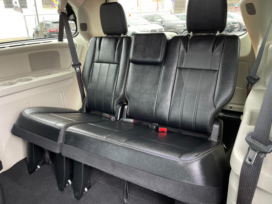 2015 Chrysler Town & Country 4dr Wgn Touring-L, available for sale in Irvington , New Jersey | Auto Haus of Irvington Corp. Irvington , New Jersey 2015 Chrysler Town & Country 4dr Wgn Touring-L, available for sale in Irvington , New Jersey | Auto Haus of Irvington Corp. Irvington , New Jersey
