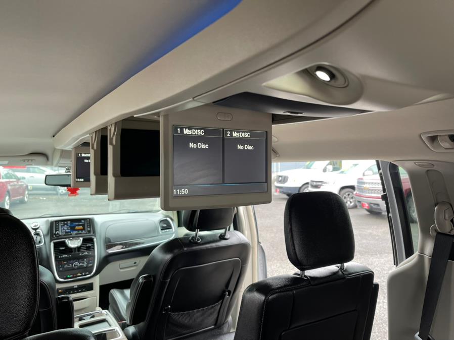 2015 Chrysler Town & Country 4dr Wgn Touring-L, available for sale in Irvington , New Jersey | Auto Haus of Irvington Corp. Irvington , New Jersey 2015 Chrysler Town & Country 4dr Wgn Touring-L, available for sale in Irvington , New Jersey | Auto Haus of Irvington Corp. Irvington , New Jersey