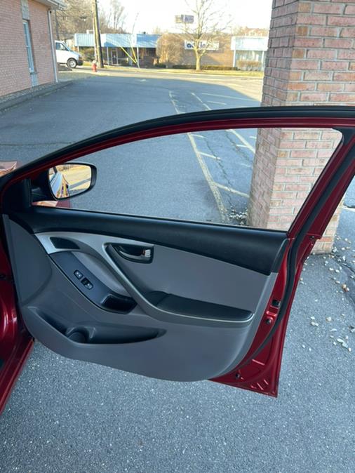 Used Hyundai Elantra 4dr Sdn Auto SE (Alabama Plant) 2016 | Supreme Automotive. New Britain, Connecticut Used Hyundai Elantra 4dr Sdn Auto SE (Alabama Plant) 2016 | Supreme Automotive. New Britain, Connecticut