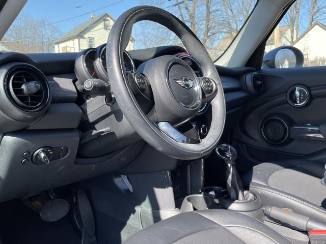 Used Mini Cooper Base 2018 | Blasius Federal Road. Brookfield, Connecticut Used Mini Cooper Base 2018 | Blasius Federal Road. Brookfield, Connecticut