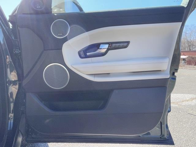 2017 Land Rover Range Rover Evoque HSE, available for sale in Brookfield, Connecticut | Blasius Federal Road. Brookfield, Connecticut 2017 Land Rover Range Rover Evoque HSE, available for sale in Brookfield, Connecticut | Blasius Federal Road. Brookfield, Connecticut