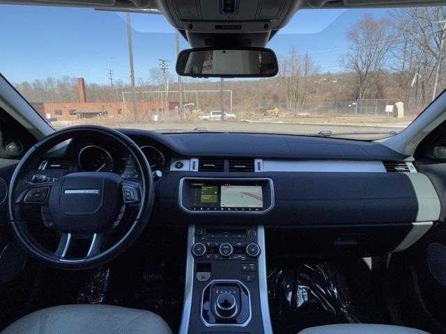 2017 Land Rover Range Rover Evoque HSE, available for sale in Brookfield, Connecticut | Blasius Federal Road. Brookfield, Connecticut 2017 Land Rover Range Rover Evoque HSE, available for sale in Brookfield, Connecticut | Blasius Federal Road. Brookfield, Connecticut