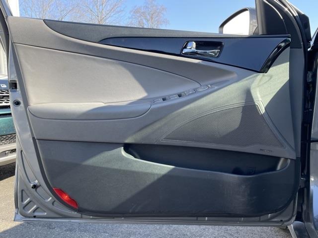2013 Hyundai Sonata Limited 2.0T, available for sale in Brookfield, Connecticut | Blasius Federal Road. Brookfield, Connecticut 2013 Hyundai Sonata Limited 2.0T, available for sale in Brookfield, Connecticut | Blasius Federal Road. Brookfield, Connecticut