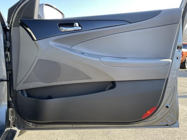2013 Hyundai Sonata Limited 2.0T, available for sale in Brookfield, Connecticut | Blasius Federal Road. Brookfield, Connecticut 2013 Hyundai Sonata Limited 2.0T, available for sale in Brookfield, Connecticut | Blasius Federal Road. Brookfield, Connecticut